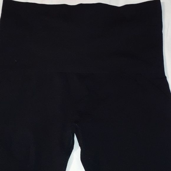 Spanx‎ Assets Control Top Black Leggings Medium - Picture 3 of 4